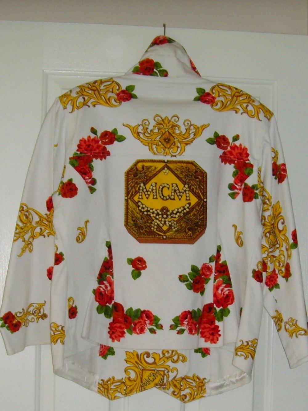 Off White Denim Jacket with Print Design- L-XL